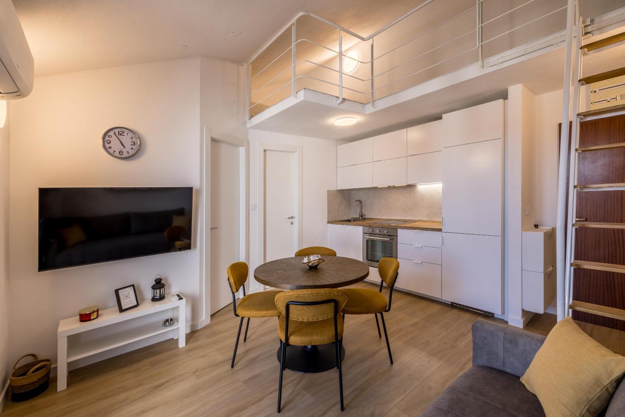 Bolotel Family & Studio Stay Dış mekan fotoğraf